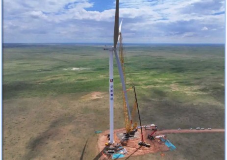 京能内蒙古锡盟特高压外送新能源三期项目全容量并网