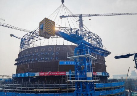 中建电力承建石岛湾核电项目2号核岛钢衬里模块三吊装成功