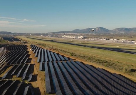 雅典国际机场建成全球最大光伏储能电站