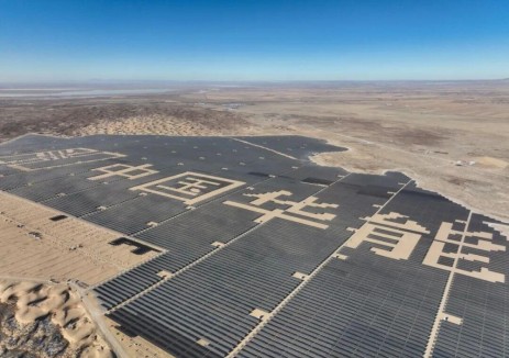 中国华能苏计沙地200万千瓦光伏项目全容量并网发电