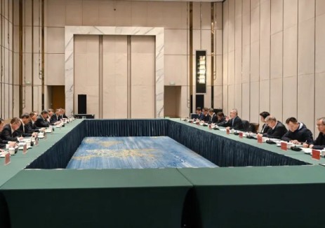 中國中車集團黨委書記、董事長孫永才與湖南省委書記沈曉明座談交流