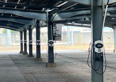 东南电化公司充电桩建设项目顺利竣工