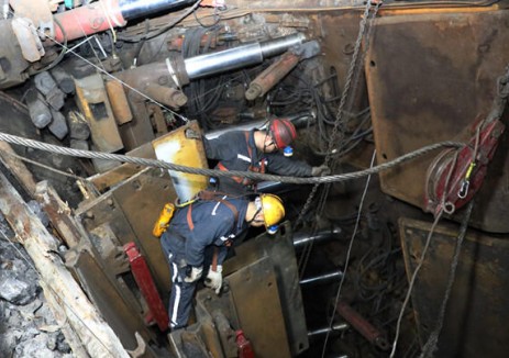 川煤集團華榮公司綠水洞煤礦：“五強”管理保障3214急傾斜綜采順利推進(jìn)