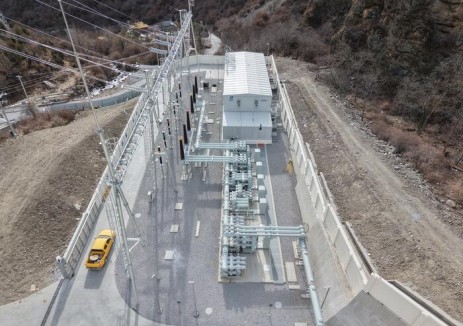 四川阿坝壤塘送出项目带电投运