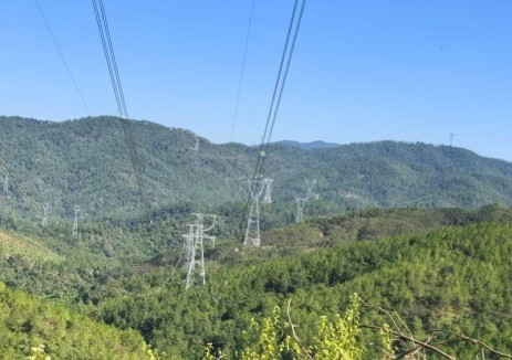 中国能建西南院勘察设计的云南500千伏普洱至思茅线路工程顺利投运