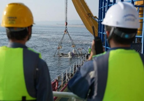 广西北部湾首条220千伏海底电缆完成敷设