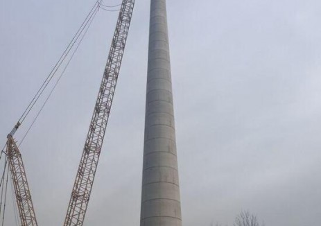 天津清之源廉庄镇8万千瓦风电项目首台风机吊装圆满完成