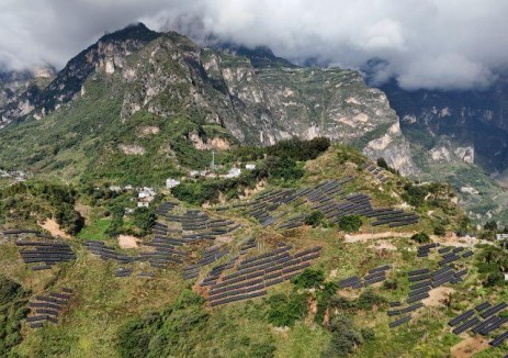 中国能建西南院首个大型投建营一体化项目——梭山光伏发电项目全容量并网