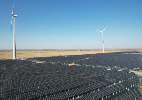 国家电投天津公司宁河潘庄农村产业融合示范园一期230兆瓦“渔光互补”项目并网