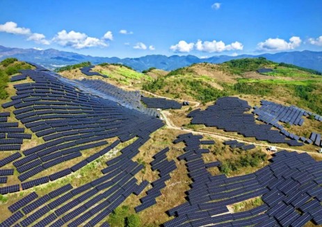 云南白云198兆瓦光伏项目全容量并网发电纪实