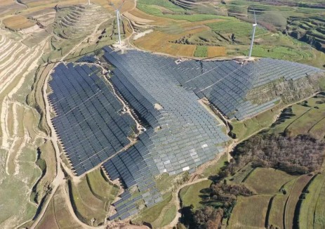 三一硅能朔州崇仁200MW光伏电站成功并网