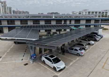广西崇左市城建集团环东光储充一体化充电站正式投入运营