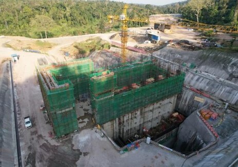 柬埔寨菩萨水电站项目厂房安装间混凝土浇筑完成