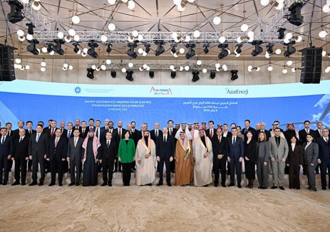 阿利耶夫总统出席中国电建阿塞拜疆1区与基兹3区风电项目完工仪式