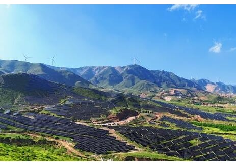 山西山阴县100MW采煤沉陷区生态综合治理+光伏储氢基地项目成功并网发电