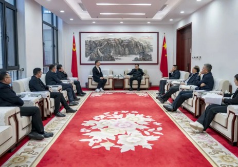 内蒙古电力集团与宝丰集团座谈!共同探索构建“绿电-绿氢-绿储”循环产业链