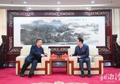 深圳能源党委书记、董事长李英峰拜会湖南湘潭市委书记胡贺波