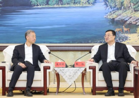 华润集团王祥明董事长、王崔军总经理拜会新疆维吾尔自治区党委书记陈小江、自治区主席艾尔肯·吐尼亚孜，乌鲁木齐市委书记张柱、市长牙合甫·排都拉