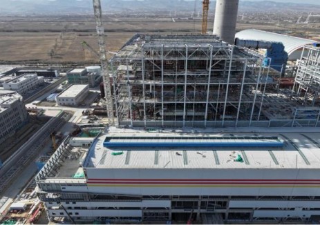 宁夏国能宁夏六盘山电厂项目1号机组高压缸顺利吊装就位