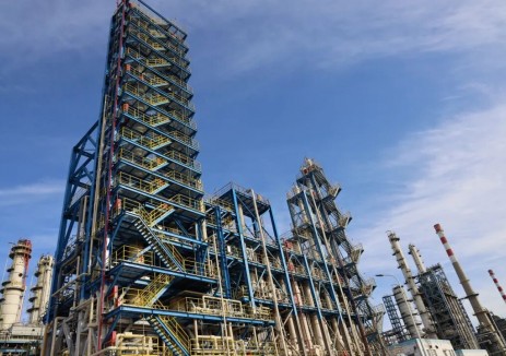 国家能源集团宁夏煤业万吨级α-烯烃分离装置试车成功