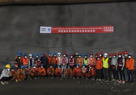 安哥拉凯凯水电站的安全“洋管理”