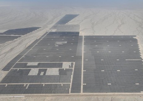 中国能建西北城建参建的国能巴州博湖县60万千瓦光伏项目光伏场区第一标段EPC总承包建筑安装工程并网成功