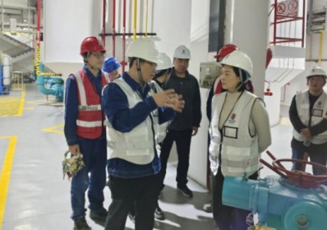 云南禄劝彝族苗族自治县政府领导调研中型水电站运行管理工作