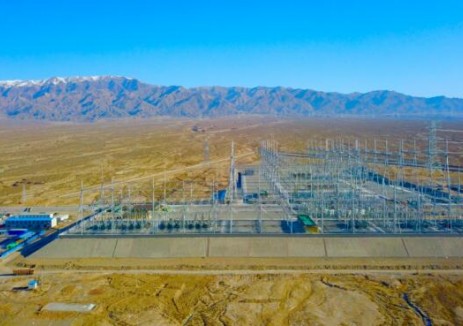 750千伏甘州变电站甘彩线正式投运