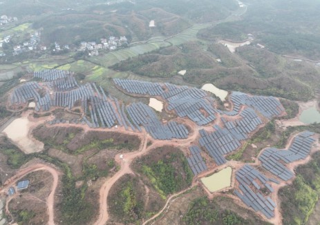 国家电投江西公司遂川50兆瓦光伏项目二期通过验收