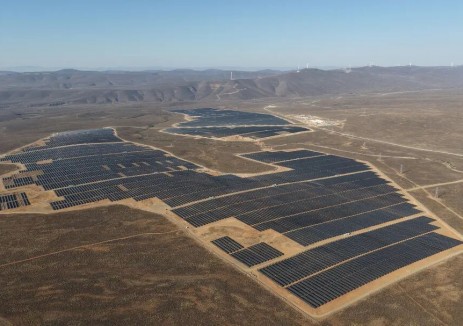 全球最大风光储并网混合能源电站实现重大节点