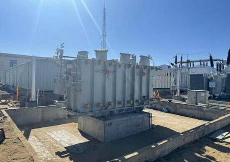 西藏日喀则5万千瓦光伏治沙项目主变就位全面冲刺并网发电目标