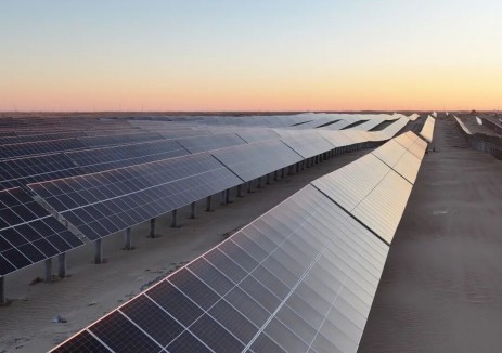 赤峰百万风光储基地项目光伏建设工程侧记