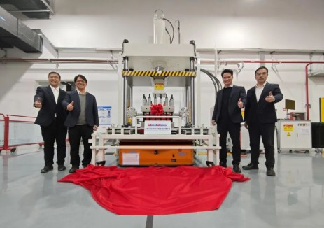 玉柴50标方PEM制氢电解槽正式下线