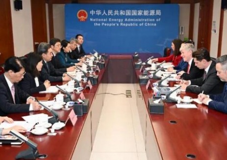 国家能源局主要负责人会见加拿大能源与自然资源部长
