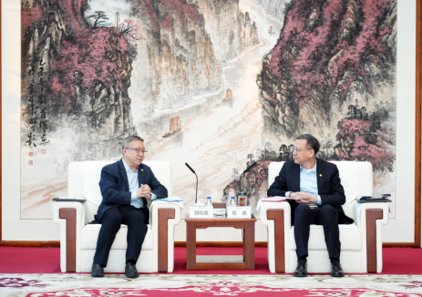 持续推动全球能源绿色转型发展！倪真与中国对外承包工程商会会长房秋晨会谈