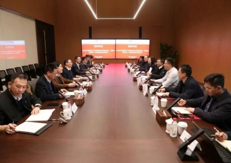 周毅与东方电气集团东方汽轮机有限公司党委书记、董事长陈仲明座谈交流