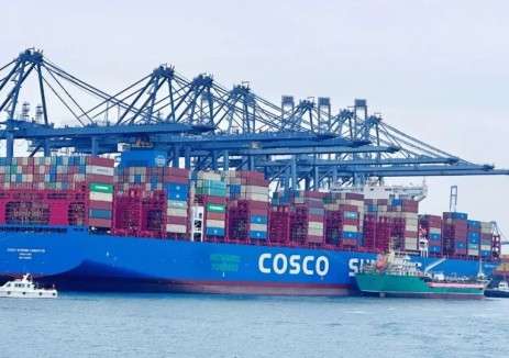 国内首艘甲醇双燃料加注船成功投入使用  铸就绿色航运新标杆