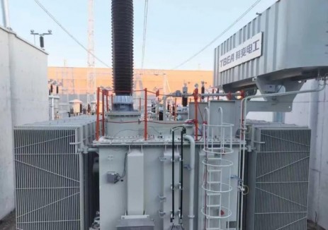 高地500千伏变电站主变压器、高压并联电抗器安装顺利完成