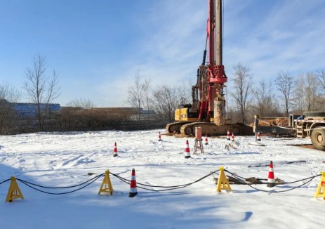 八建岩土延安两项风电项目打响冬季桩基施工攻坚战