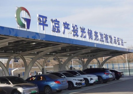 领充新能源全速推进县域充换电设施建设，构建乡镇绿色出行充电网