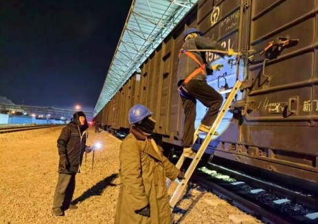 日均16万吨——宁煤全力守护万家温暖!