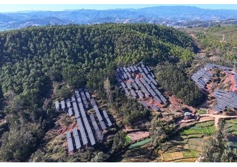 云南牟定县旧村40兆瓦光伏项目实现首批并网发电