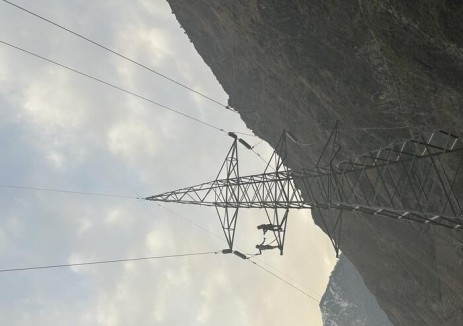 巴基斯坦达苏132千伏输变电项目完成架线施工