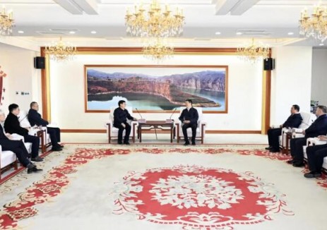 廖家生与内蒙古鄂尔多斯市委书记李理、市长于海宇举行工作会谈