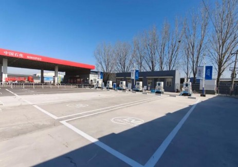 中国石化开封分公司:告别“续航焦虑”,首座重卡充电站正式投营!