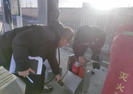 甘肃酒泉瓜州县扎实开展充电桩建设运营专项调查,为绿色出行“续航”夯基垒台