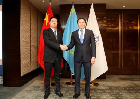 林晓丹与哈萨克斯坦萨姆鲁克卡泽纳基金主席扎库波夫会谈