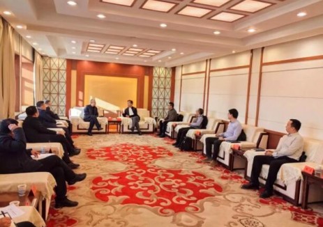 河北省张北县任晓伟、侯东林会见艾郎科技董事长一行