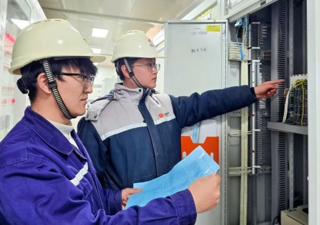 国家能源集团青海共和分公司同仁30兆瓦×4小时储能项目并网投运