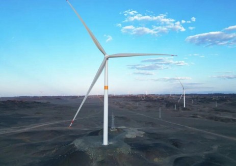 新疆天山北麓900兆瓦风电项目并网发电
